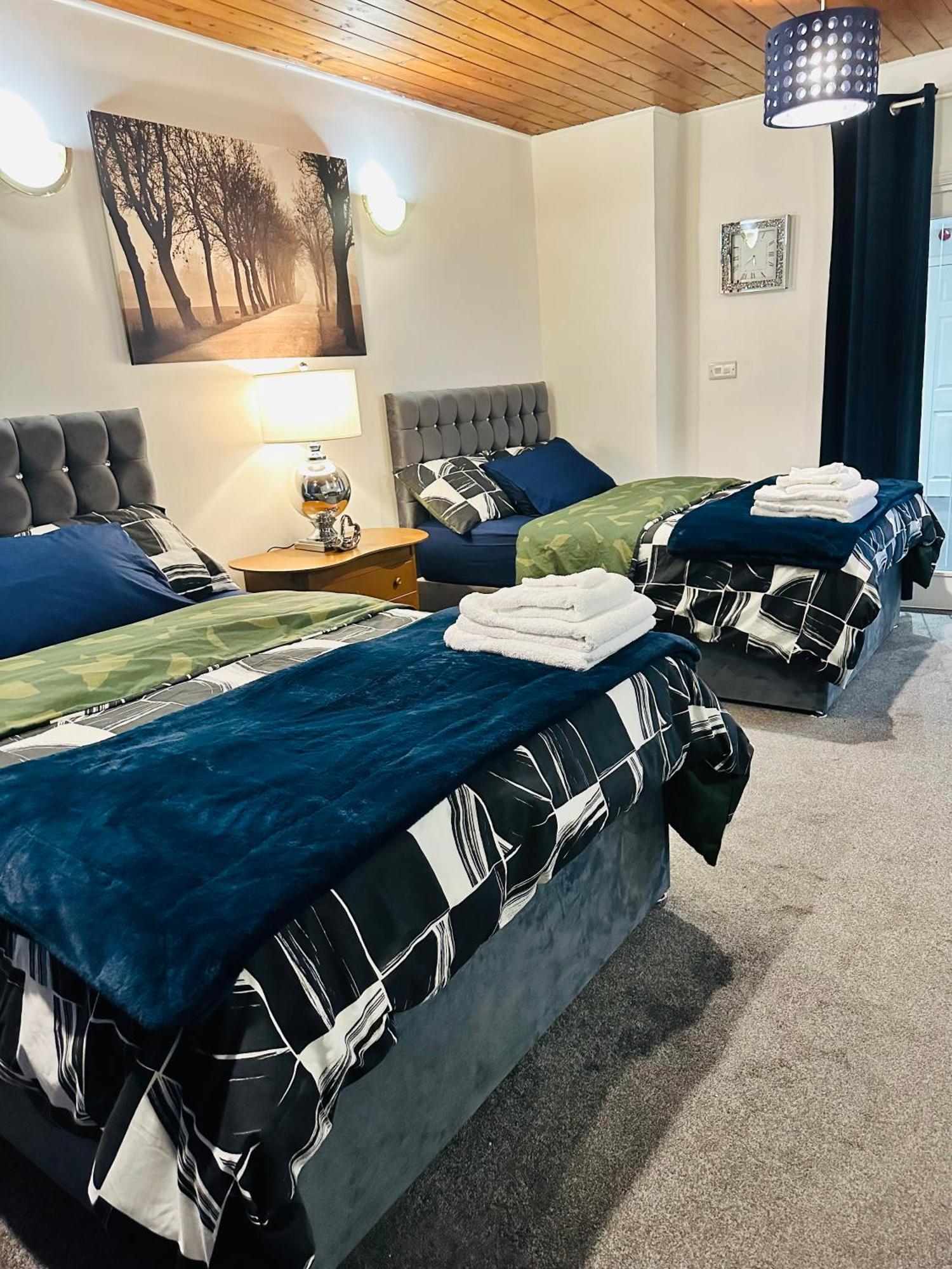 Modern 2 Bedroom Apt Derby City Ngoại thất bức ảnh